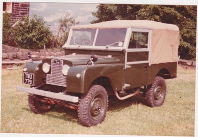 1957 Landrover 001.jpg