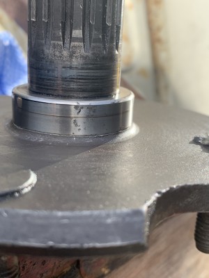 Wornout Oil seal race showing ridge and corrosion.jpg