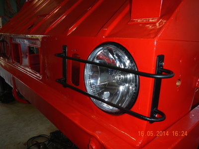 Headlights Fitted55.JPG