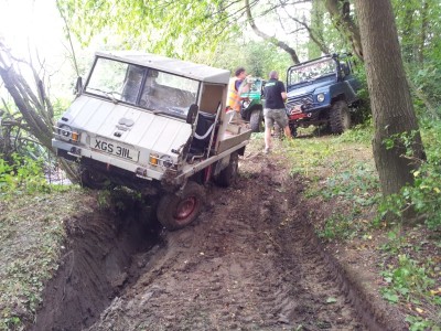 being recovered not by one but two Landrovers.jpg